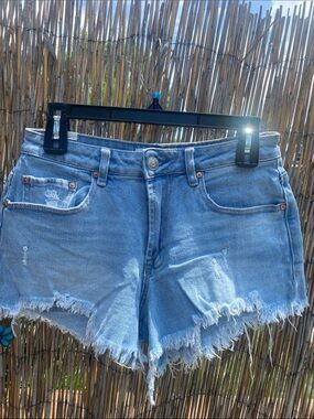 Almost Famout raw hem shorts